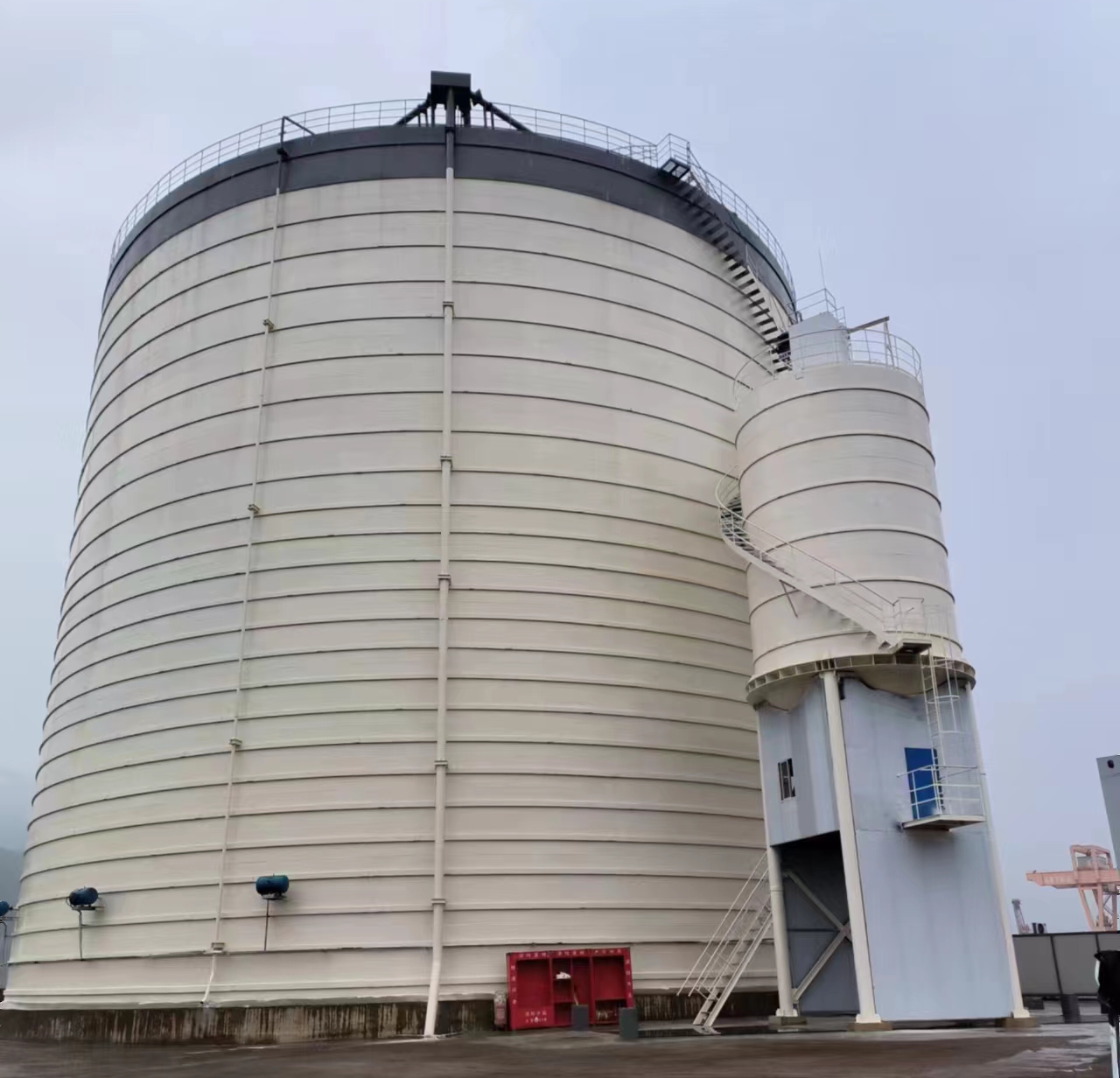 金湖10万吨水泥钢板库